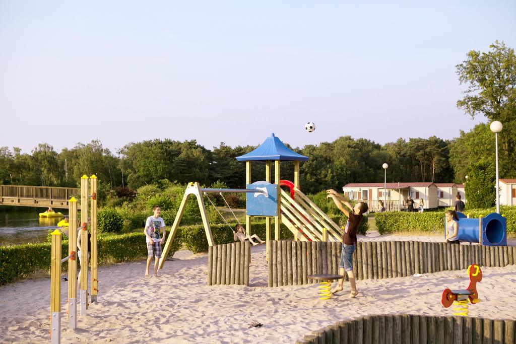 Oostappen Vakantiepark Zilverstrand Mol Exteriör bild